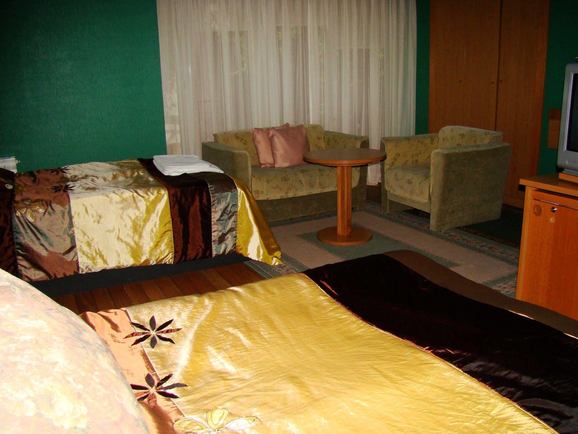 Jure Hotel Palanga Ngoại thất bức ảnh