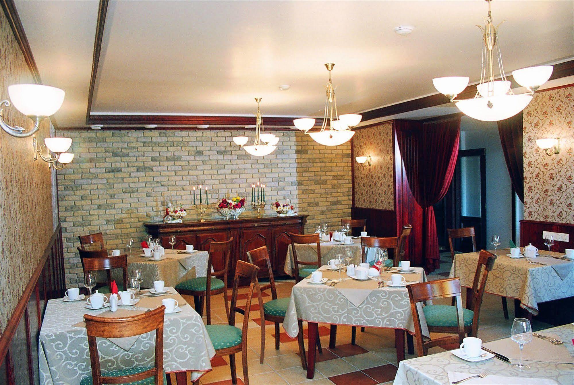 Jure Hotel Palanga Ngoại thất bức ảnh