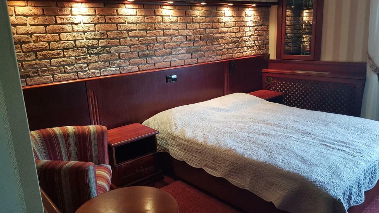 Jure Hotel Palanga Ngoại thất bức ảnh